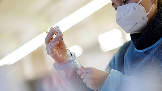 Andalucía breaks its own record for flu vaccinations with more than 1.9 million people vaccinated during this campaign