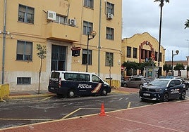 Officers from the Sagunt National Police station immediately went to the scene and opened an investigation.