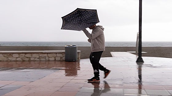 Storm Ingrid dumps more than 50mm of rain on Malaga province, with more to come