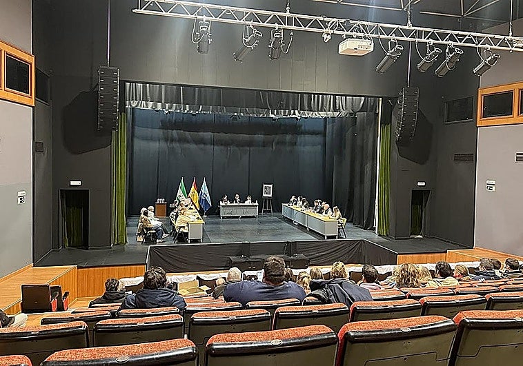 Costa Tropical town hall to call on Andalusian regional government to allow fishing in popular beauty spot