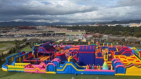 Malaga welcomes the world's largest inflatable park - how to get discount tickets