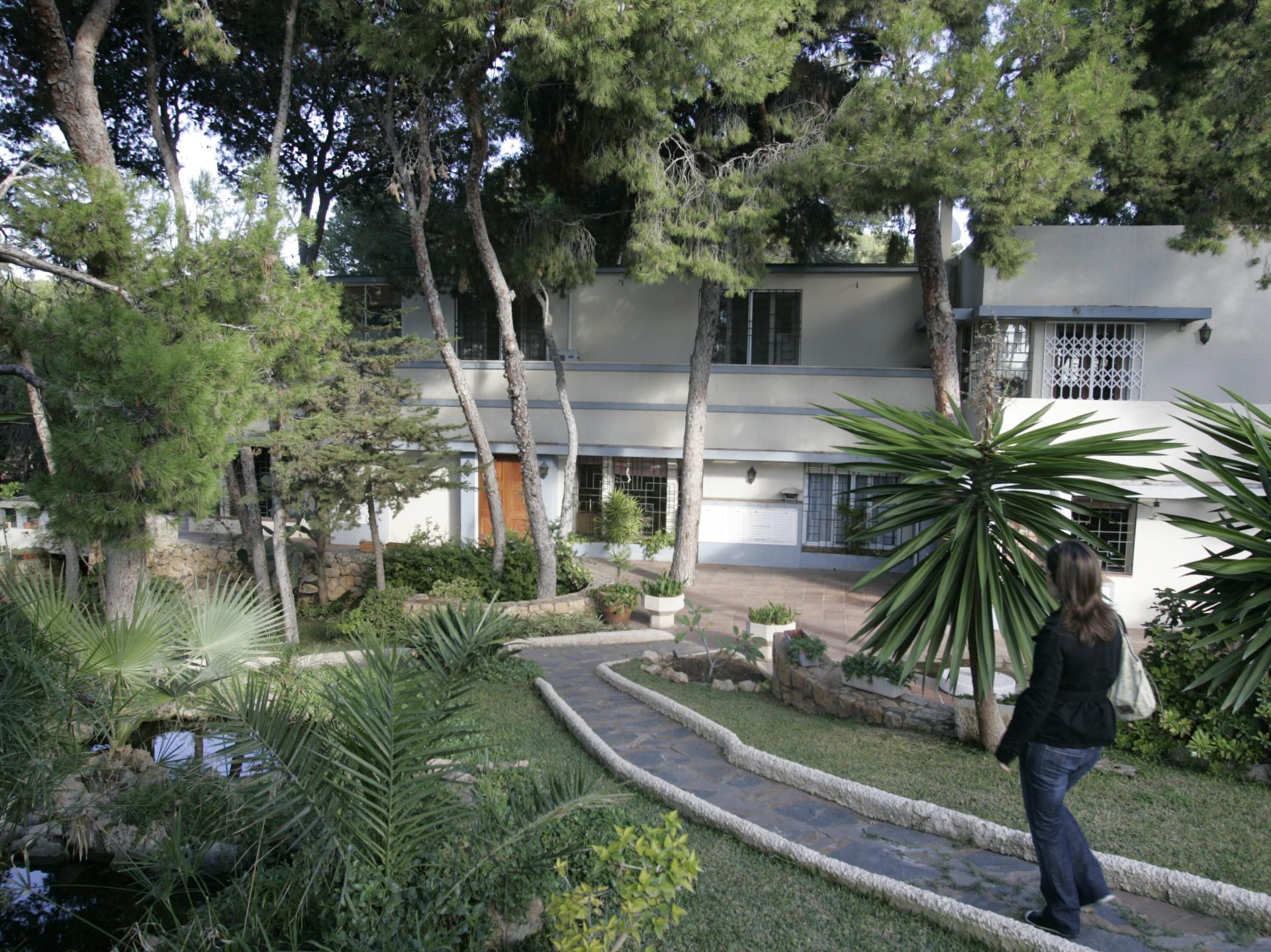 Casa Lange as it is today, integrated with nature.
