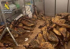 Eight arrested in Serranía de Ronda village over stolen hams