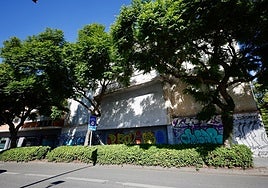 The building of the Bobby Logan nightclub that shut down in 1993.