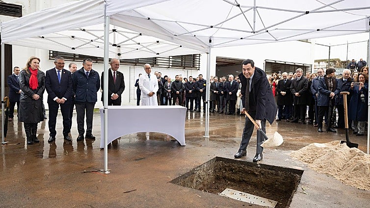Regional president lays first stone of Malaga's new hospital
