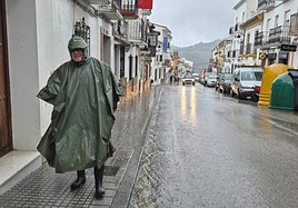 Concern in Cortes de la Frontera: 'One of the tremors moved the bed'