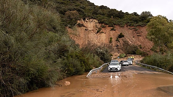 Malaga allocates first €15m for road repairs after catastrophic storms