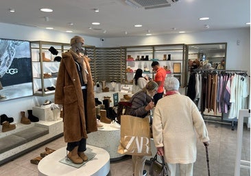 The analysis of Marbella flags fashion as one key element pulling in shopping tourists.