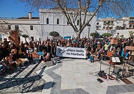 Nerja growers voice concerns over future use of Larios land