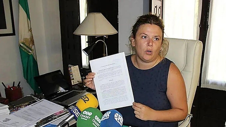 Former Ronda mayor cleared of negligence as councillor and daughter lose 'wedding case' appeal