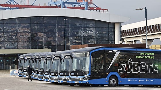 Malaga buys ten new electric buses in decarbonisation milestone