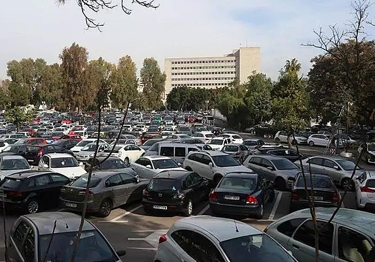 Hospital car parking in Malaga city: the Civil temporarily loses half its capacity