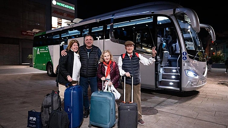 Hundreds of Andalusians trapped across globe due to closure of Persian Gulf air space