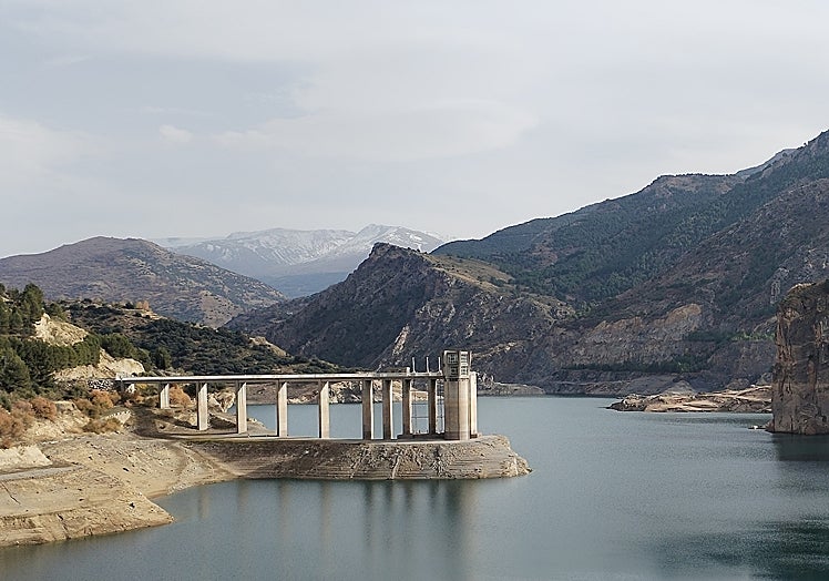 Today's surroundings of Pinos Genil.