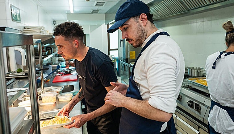 Cañitas Maite (Malaga): Popular haute cuisine