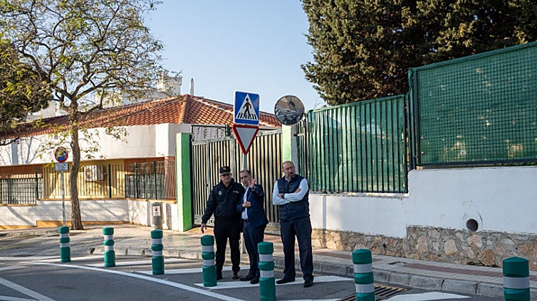 Benalmádena strengthens road safety measures in school environments