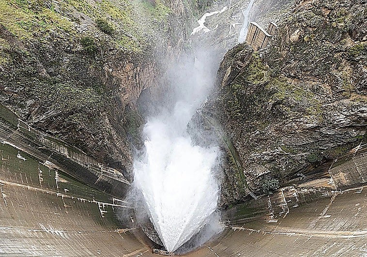 Granada province's water supply guaranteed for at least two years