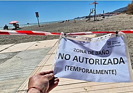 The presence of bacteria has prevented swimming in the Arraijanal area in Malaga for a week.