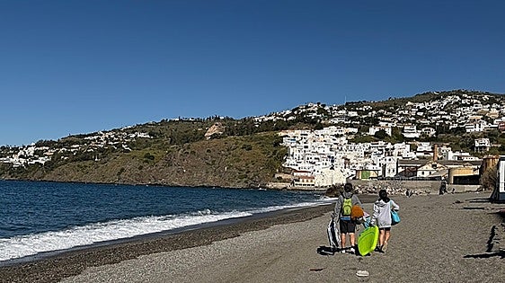 The 82.3-kilometre footpath linking the towns on Granada's Costa Tropical