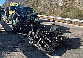 The vehicles involved in the crash on the A-356 near Viñuela