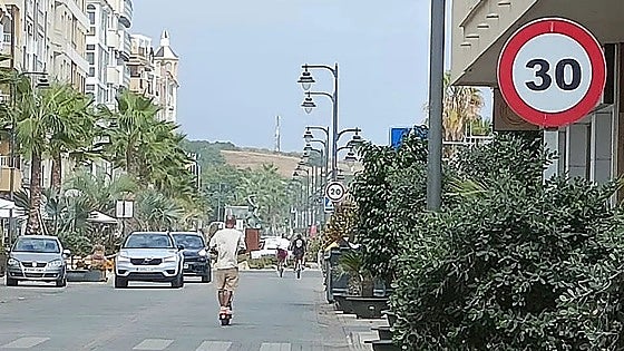 Estepona rolls out new electric scooter law: here's all you need to know