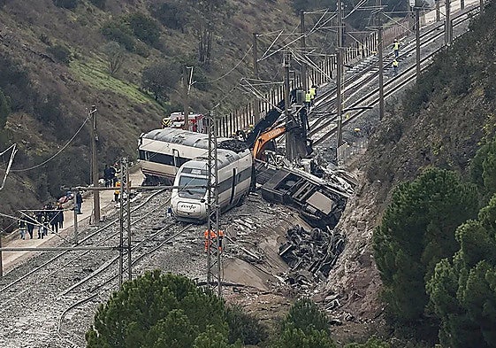 Photo of the Alvia train involved in the Adamuz train crash.
