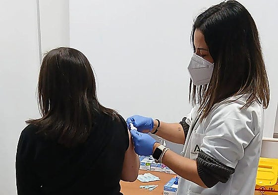 Malaga vaccinates against shingles without prior appointment