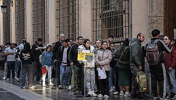 Regularisation of half a million migrant workers begins this week