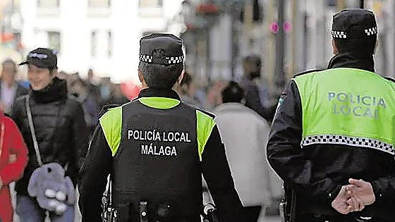 Malaga man threatens to kill six-year-old son and ex-wife after demanding she leave her home