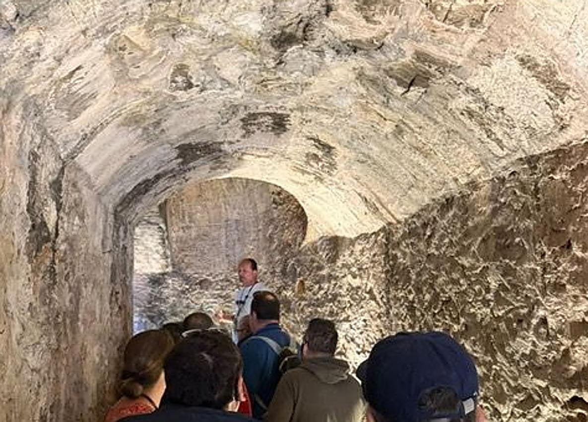 Imagen secundaria 1 - Gibraltar celebrated World Heritage Day as visitor experience transformation continues