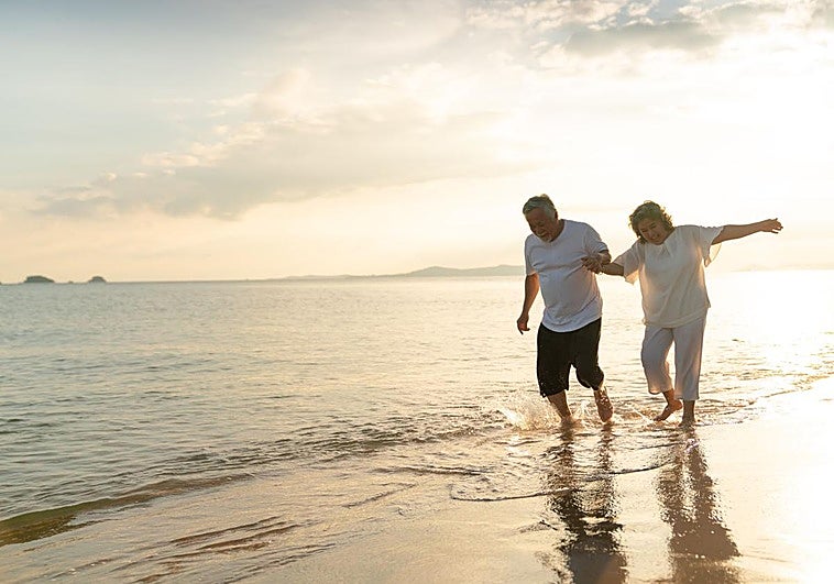 Staying optimistic can reduce your risk of dementia, researchers say