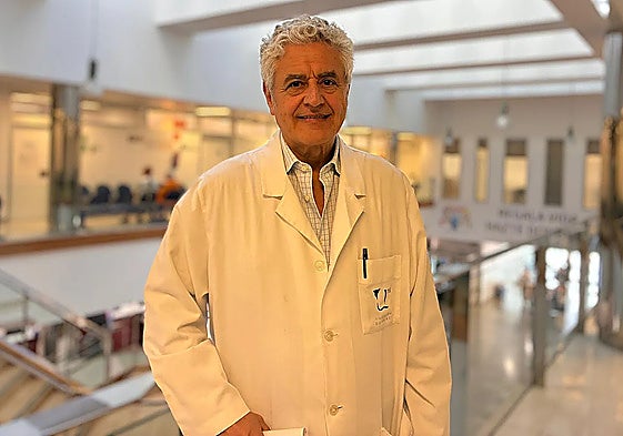 Head of the digestive system unit at the El Clínico hospital in Malaga.