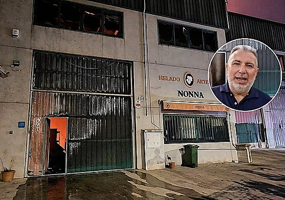 Image of the fire at the Cajiz industrial estate and insert, Enrique Rodríguez.