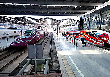 Archive photo of all three train operators that provide services in Malaga at the María Zambrano station.