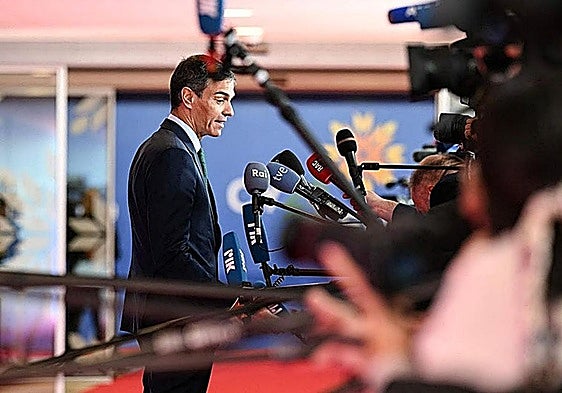 Spain's Prime Minister faces Pentagon's Nato suspension threat with 'absolute peace of mind'