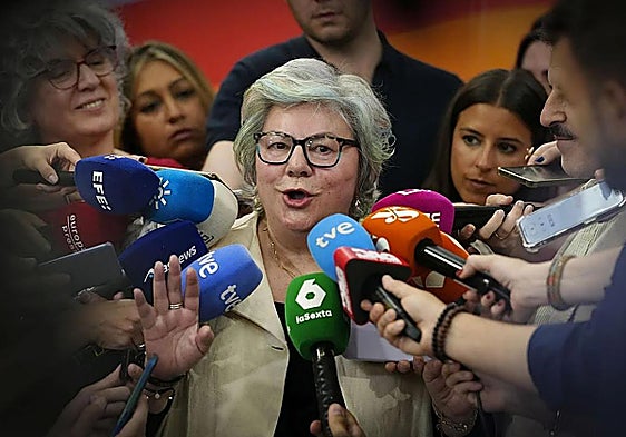 Dolores Vázquez talks to the media on Monday.