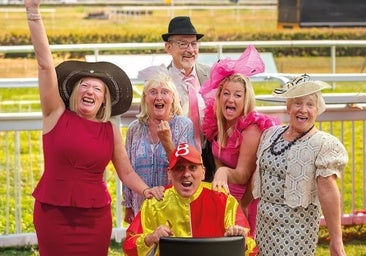 The cast of Ladies Day.