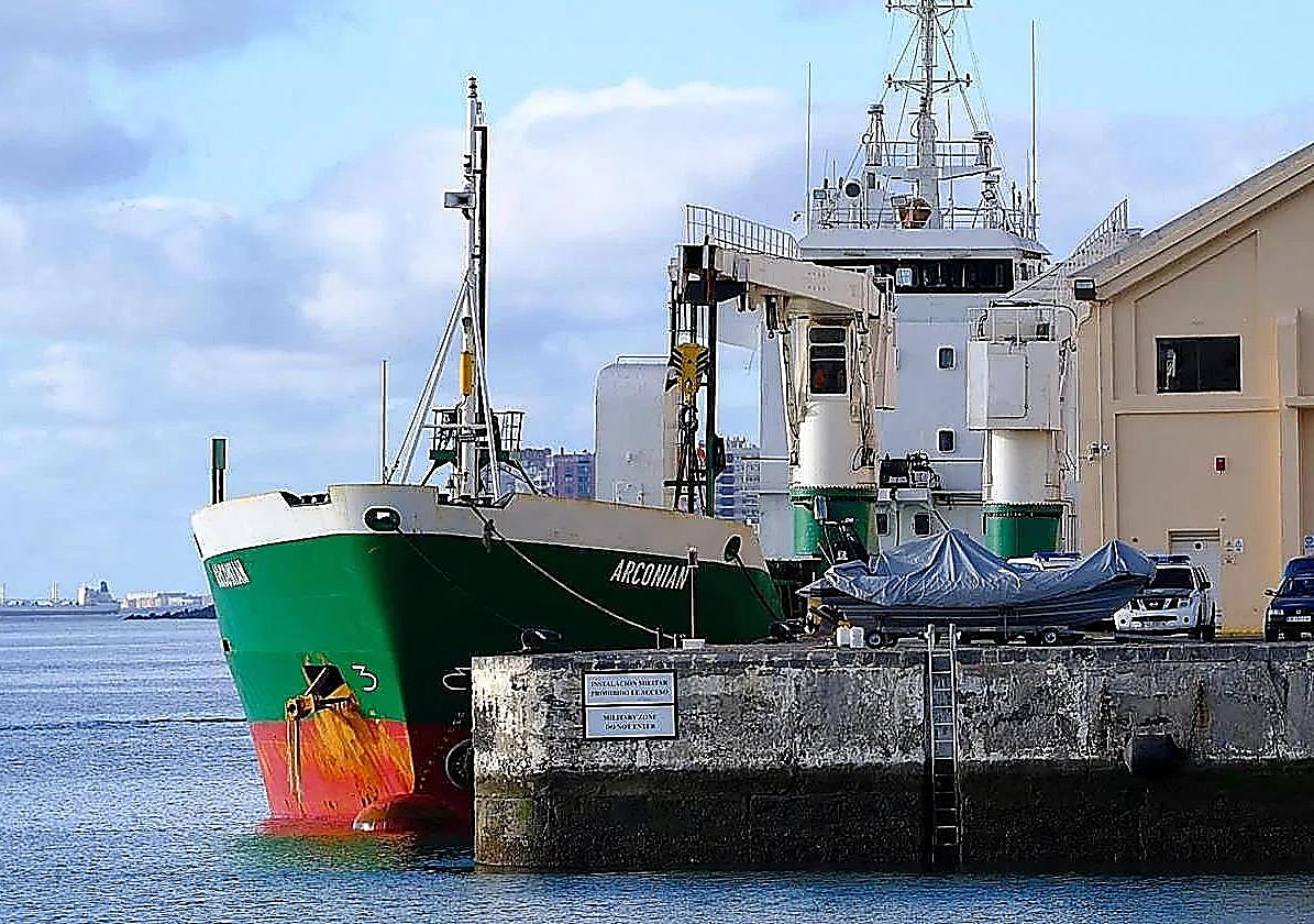 Spain seizes record cocaine haul: over 20 arrested in interception near Gran Canaria