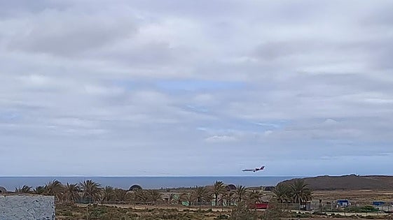The plane landed at Gran Canaria.