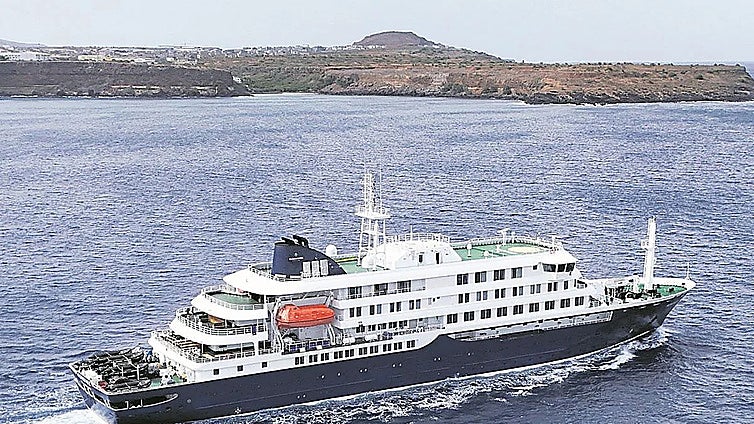 The MV Hondius cruise ship.