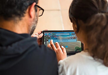 The tool works like a game, which allows students to become more involved.