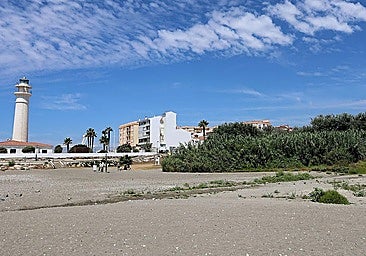The mouth of the River Torrox where the footbridge will be built