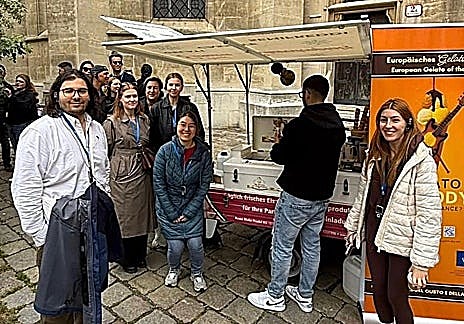 Imagen secundaria 1 - The ice-cream from Torre del Mar that went to Eurovision