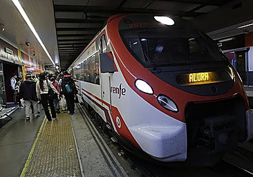 A C2 Guadalhorce line commuter train travelling to Álora.