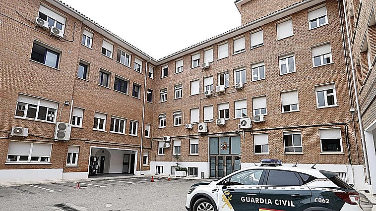 Man kills parents and shoots four other people, including two young children, in Almeria province