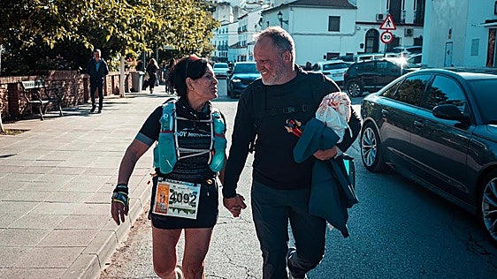 Silvia Álvarez, the mother who finished the 101 Ronda race with her dead son's race bib