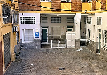 Malaga halts licence approval for hotels and tourist flats for one year