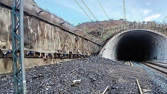 Malaga rail: investigation into Álora AVE derailment calls for rigorous slope and extreme rainfall monitoring