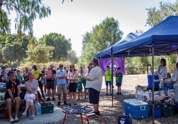 Scouts and their families joined the activities in El Esparragal park in Mijas.