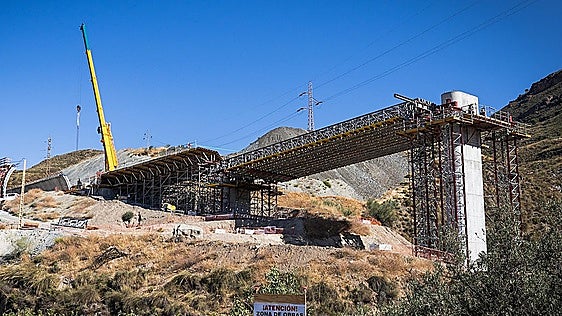A new road for Granada province's Alpujarra, with 24 fewer bends and a viaduct